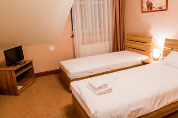 Фото номера Одноместный номер Отель Hotel - Restauracja Platan г. Сендзишув-Малопольски 5